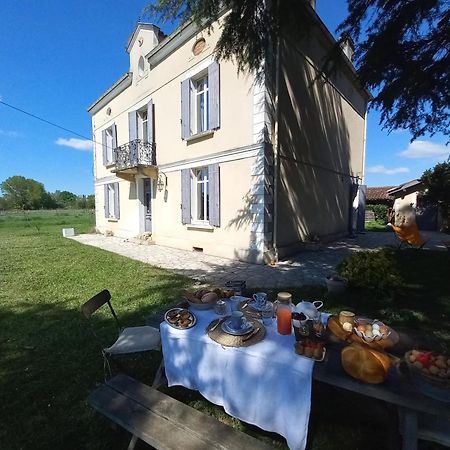 Sainte-Livrade-sur-Lot L' Embellie Sur Lot Bed & Breakfast エクステリア 写真